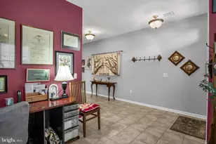 238 Colonial Dr, Mechanicsburg, PA 17050 - Photo 4