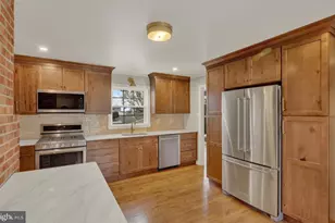 2 Golf View Rd, Camp Hill, PA 17011 - Photo 8