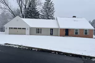 2 Golf View Rd, Camp Hill, PA 17011 - Photo 4