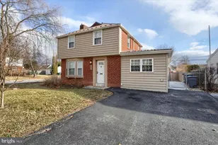 1291 Letchworth Rd, Camp Hill, PA 17011 - Photo 2