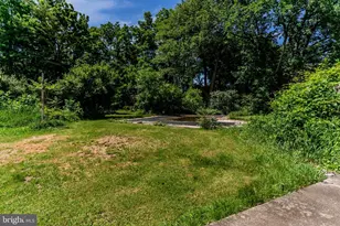 351 Lowther St, Lemoyne, PA 17043 - Photo 16