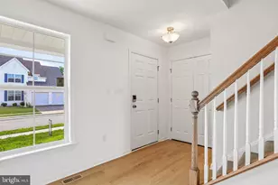 322 Reserve Ln, Mechanicsburg, PA 17050 - Photo 4