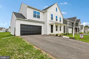 322 Reserve Ln, Mechanicsburg, PA 17050 - Photo 2