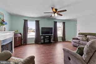 31 Longstreet Dr, Carlisle, PA 17013 - Photo 4