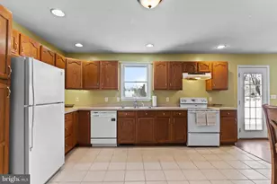 31 Longstreet Dr, Carlisle, PA 17013 - Photo 14