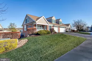 4 Blue Mountain Vista, Mechanicsburg, PA 17050 - Photo 2