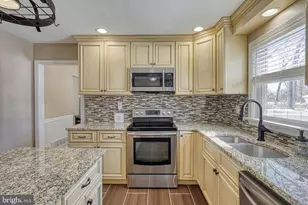 809 Flintlock Ridge Rd, Mechanicsburg, PA 17055 - Photo 8