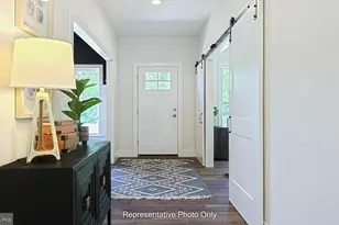 2223 S Autumn Chase Dr, Mechanicsburg, PA 17055 - Photo 4