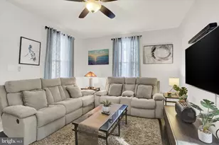 559 N Bedford St, Carlisle, PA 17013 - Photo 6