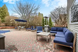 1014 S Waterford Way, Mechanicsburg, PA 17050 - Photo 8