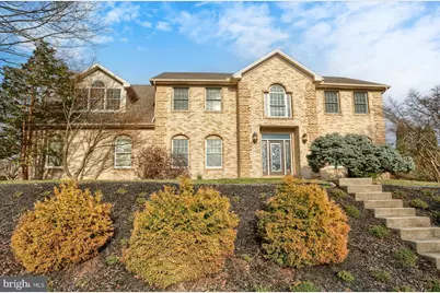 1014 S Waterford Way, Mechanicsburg, PA 17050 - Photo 2