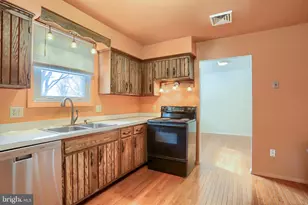 1312 Scenery Dr, Mechanicsburg, PA 17050 - Photo 10