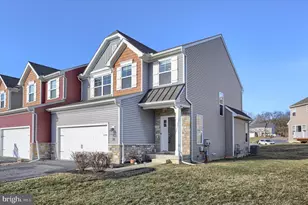 36 Simon Ct, Mechanicsburg, PA 17050 - Photo 2