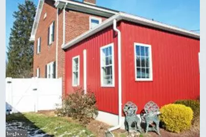 16 E Marble Street, Mechanicsburg, PA 17055 - Photo 6