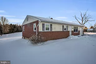 36 Clay Rd, Carlisle, PA 17015 - Photo 4