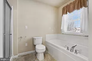 127 Coventry Dr, Carlisle, PA 17015 - Photo 18