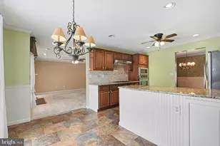 127 Coventry Dr, Carlisle, PA 17015 - Photo 12