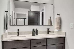 2139 S Autumn Chase Dr, Mechanicsburg, PA 17055 - Photo 10