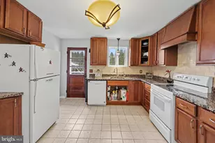 1723 Dighton St, Camp Hill, PA 17011 - Photo 14