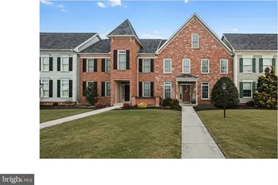 3 Jamestown Square, Mechanicsburg, PA 17050 - Photo 2