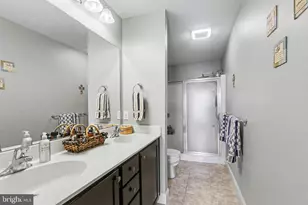 3 Jamestown Square, Mechanicsburg, PA 17050 - Photo 20