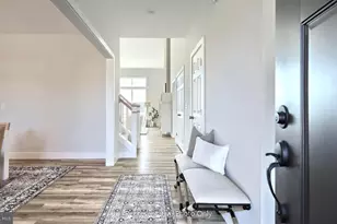 2236 S Autumn Chase Dr, Mechanicsburg, PA 17055 - Photo 2