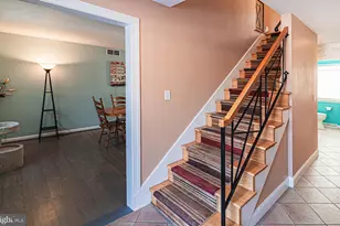 104 Juniper Dr, Mechanicsburg, PA 17055 - Photo 2