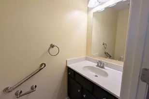 327 Melbourne Ln, Mechanicsburg, PA 17055 - Photo 6