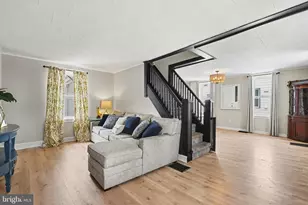 329 Chestnut St, Mount Holly Springs, PA 17065 - Photo 4