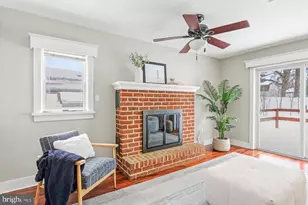 7 S George St, Mechanicsburg, PA 17055 - Photo 4