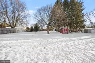 915 Forge Rd, Carlisle, PA 17015 - Photo 36