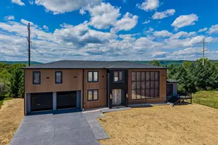 53 Cumberland Estates Dr, Mechanicsburg, PA 17050 - Photo 1