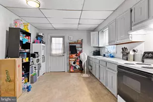 117 E Burd St, Shippensburg, PA 17257 - Photo 10