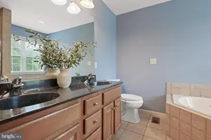 480 Nursery Dr S, Mechanicsburg, PA 17055 - Photo 18