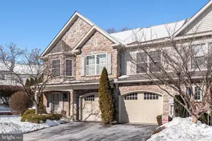 480 Nursery Dr S, Mechanicsburg, PA 17055 - Photo 2