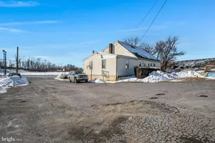 1836 W Trindle Rd, Carlisle, PA 17013 - Photo 10