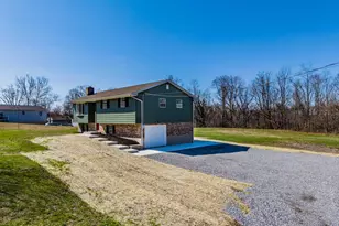 8 W Manor Ave, Enola, PA 17025 - Photo 28