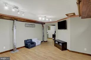 841 N Pitt St, Carlisle, PA 17013 - Photo 22