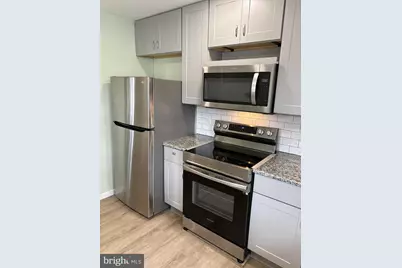 237 E Main Street #A, Mechanicsburg, PA 17055 - Photo 4