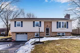 243 Ridge Hill Rd, Mechanicsburg, PA 17050 - Photo 1