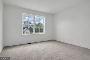 141 S Berkshire Dr, Carlisle, PA 17015 - Photo 16