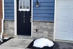 1029 Admiral's Quay Dr, Mechanicsburg, PA 17050 - Photo 2