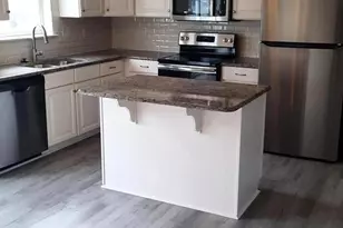 1029 Admiral's Quay Dr, Mechanicsburg, PA 17050 - Photo 4