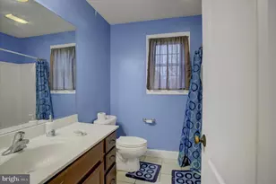 18 Sir William Dr, Newville, PA 17241 - Photo 16