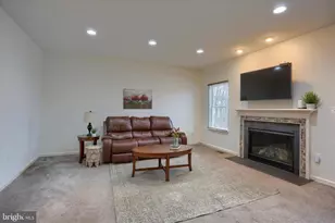 17 Barnhart Cir, Mechanicsburg, PA 17050 - Photo 6