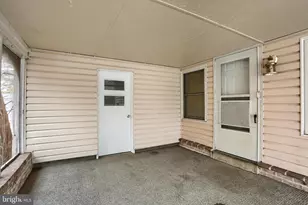 516 E Coover St, Mechanicsburg, PA 17055 - Photo 4