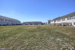 413 Eisenhower Dr, Carlisle, PA 17013 - Photo 42