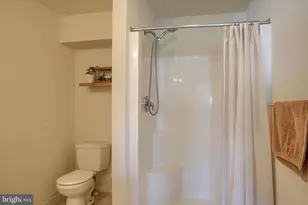 413 Eisenhower Dr, Carlisle, PA 17013 - Photo 16