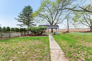 201 4th St, Boiling Springs, PA 17007 - Photo 28