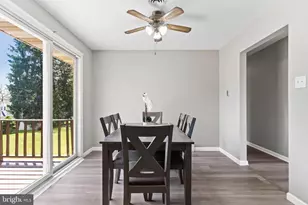 921 Thornton Dr, Mechanicsburg, PA 17055 - Photo 12